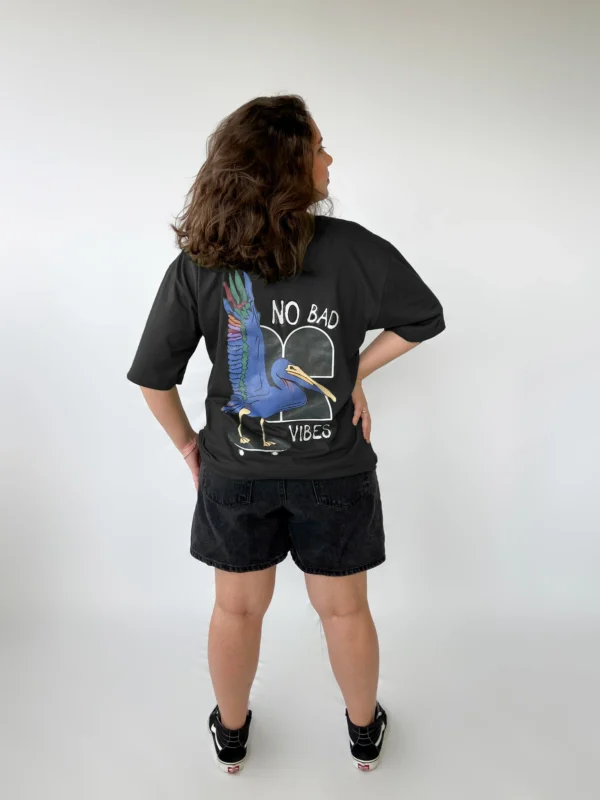 camiseta no bad vibes street wear
