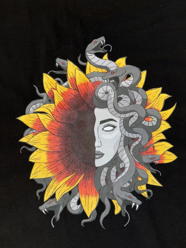 camiseta medusa street wear