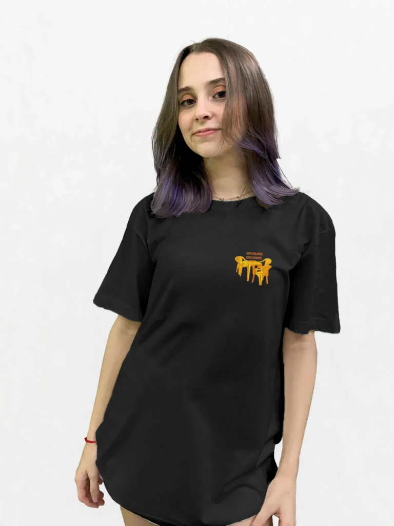 camiseta cadeira de bar